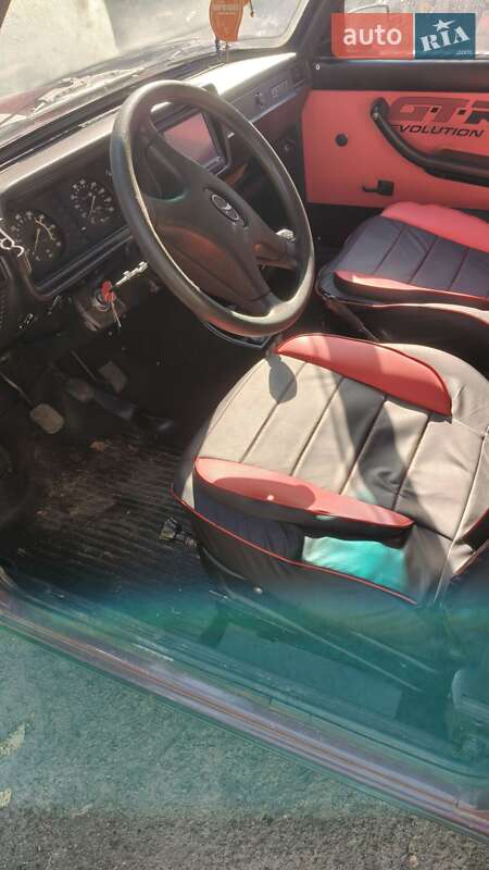 Седан ВАЗ / Lada 2107 2005 в Чернигове