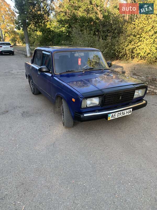 Седан ВАЗ / Lada 2107 1996 в Кривом Роге фото 4 Седан ВАЗ / Lada 2107 1996 в Кривом Роге