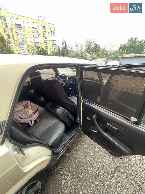 Седан ВАЗ / Lada 2107 1994 в Синельниково