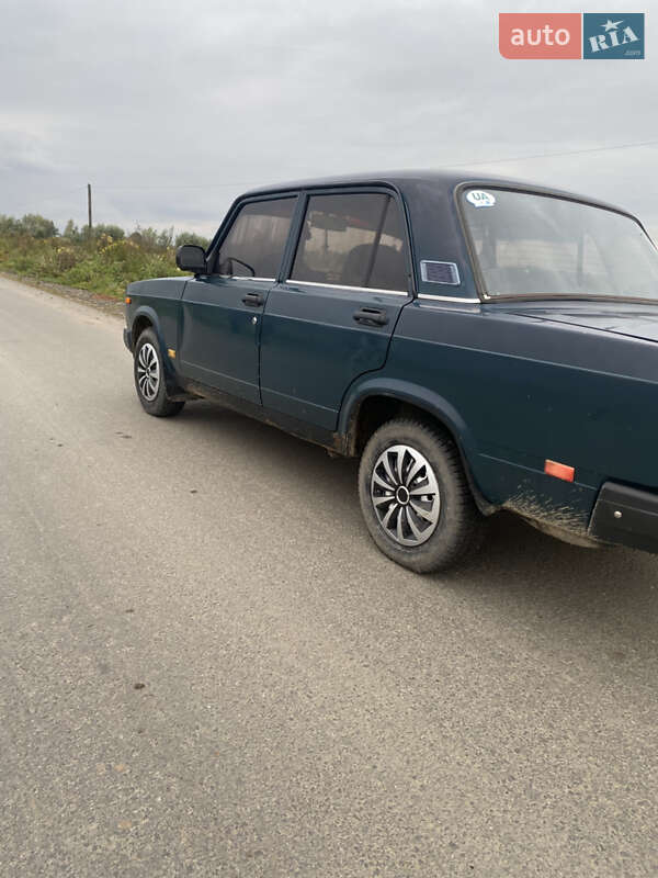 Седан ВАЗ / Lada 2107 2008 в Самборе