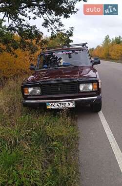 Седан ВАЗ 2107 2005 в Сарнах
