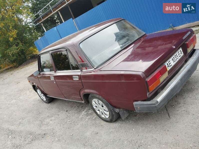 Седан ВАЗ / Lada 2107 2006 в Днепре