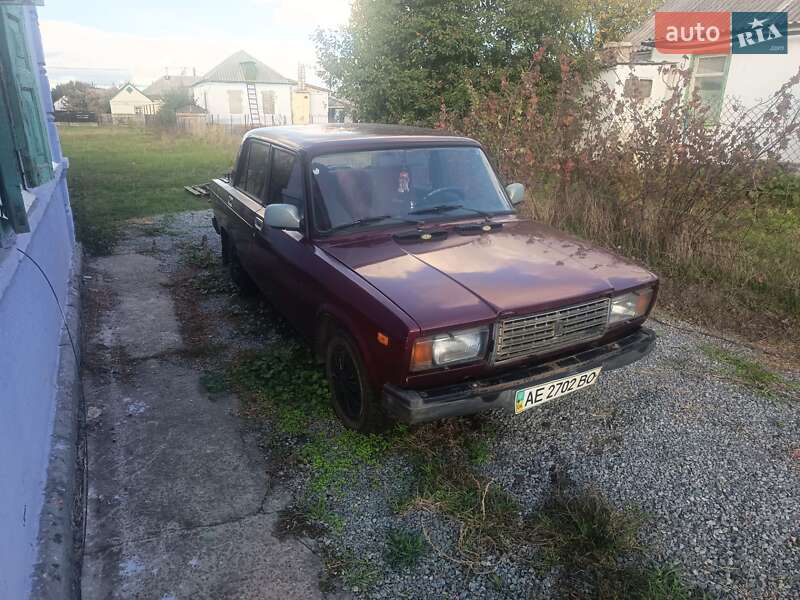 Седан ВАЗ / Lada 2107 2007 в Днепре