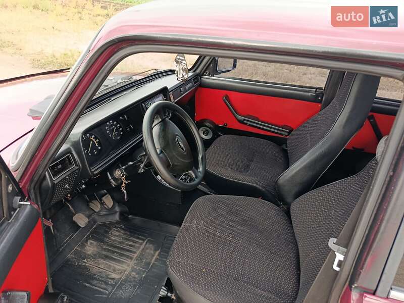 Седан ВАЗ / Lada 2107 2004 в Нікополі фото 4 Седан ВАЗ / Lada 2107 2004 в Нікополі
