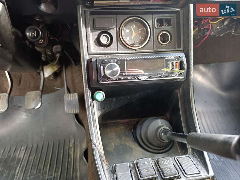 Седан ВАЗ / Lada 2107 1989 в Львове