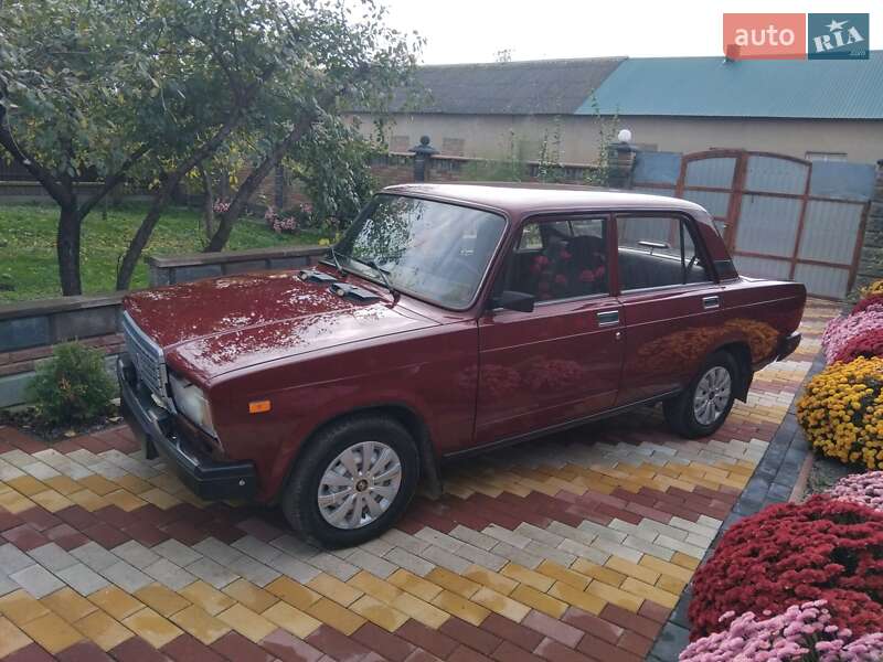 Седан ВАЗ / Lada 2107 2008 в Гоще