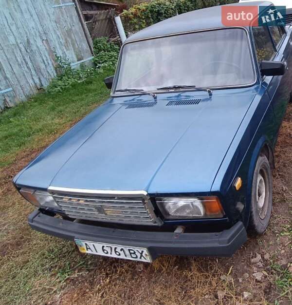 Седан ВАЗ / Lada 2107 2005 в Яготині