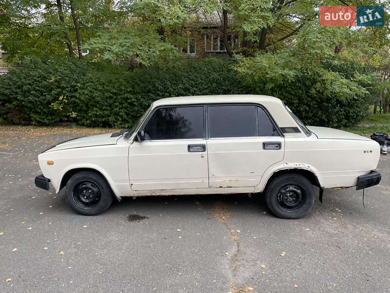 Седан ВАЗ / Lada 2107 1986 в Могилів-Подільському