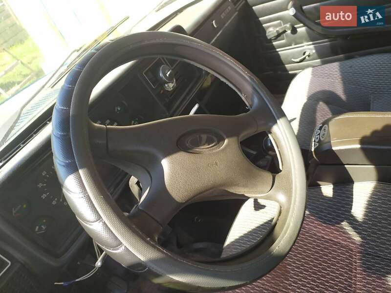 Седан ВАЗ / Lada 2107 2005 в Миргороде фото 9 Седан ВАЗ / Lada 2107 2005 в Миргороде