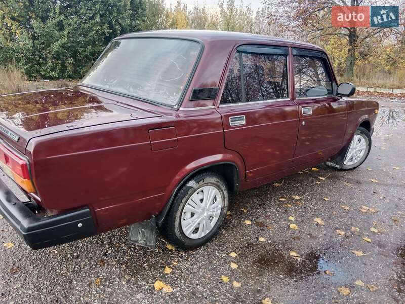 Седан ВАЗ / Lada 2107 2008 в Ромнах фото 3 Седан ВАЗ / Lada 2107 2008 в Ромнах