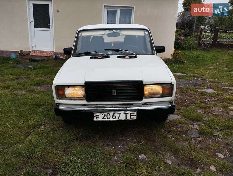 Седан ВАЗ / Lada 2107 1989 в Теребовле