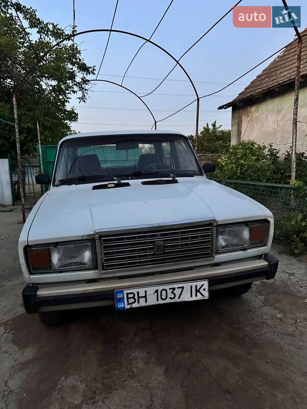 Седан ВАЗ / Lada 2107 1995 в Белгороде-Днестровском