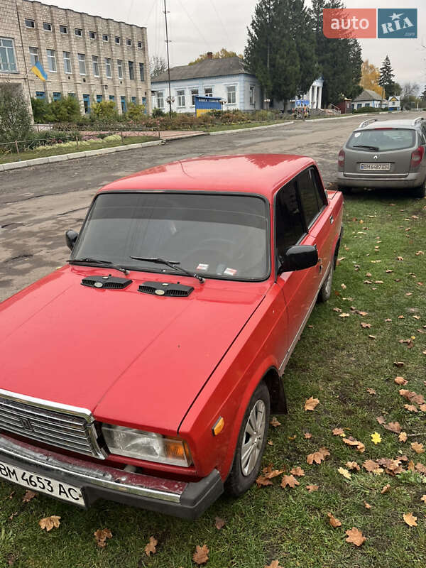 Седан ВАЗ / Lada 2107 1999 в Сумах