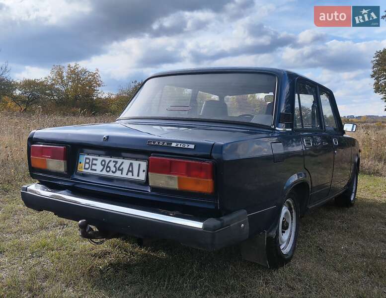 Седан ВАЗ / Lada 2107 2007 в Харькове