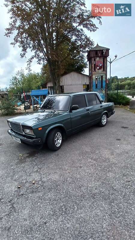 Седан ВАЗ / Lada 2107 2010 в Тлумачі