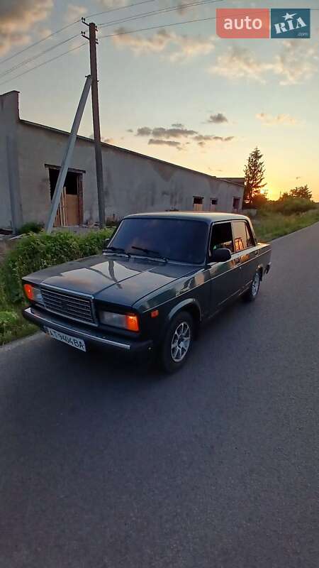 Седан ВАЗ / Lada 2107 2010 в Тлумачі