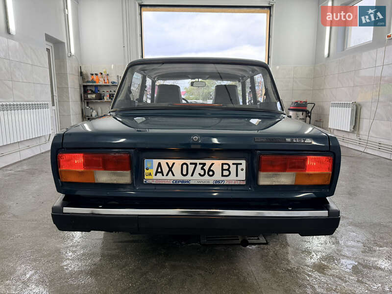 Седан ВАЗ / Lada 2107 2002 в Краснограді фото 5 Седан ВАЗ / Lada 2107 2002 в Краснограді