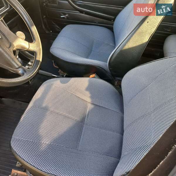 Седан ВАЗ / Lada 2107 2008 в Недригайліву фото 6 Седан ВАЗ / Lada 2107 2008 в Недригайліву