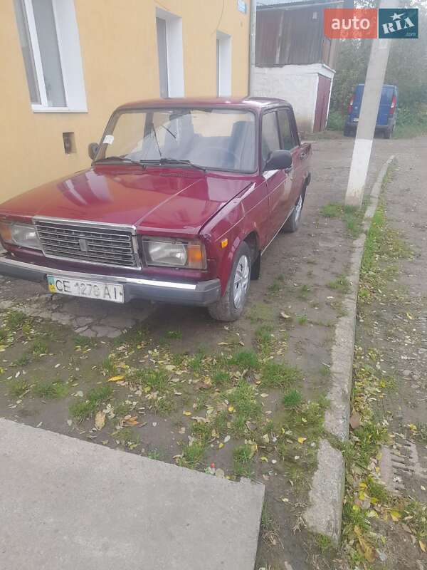 Седан ВАЗ / Lada 2107 2002 в Чернівцях