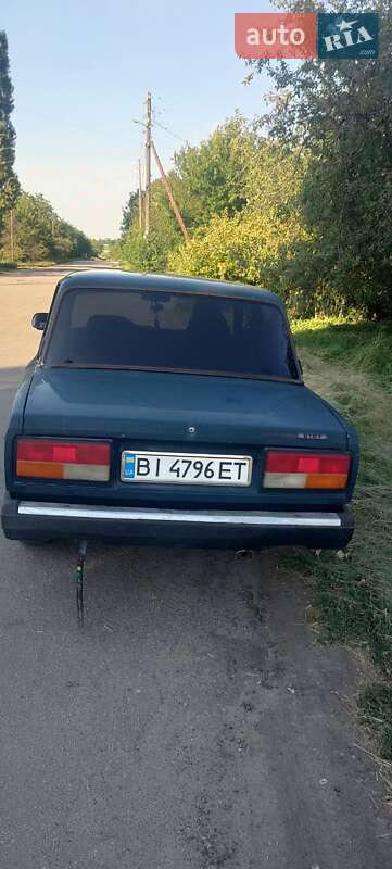 Седан ВАЗ / Lada 2107 2004 в Горішніх Плавнях фото 2 Седан ВАЗ / Lada 2107 2004 в Горішніх Плавнях