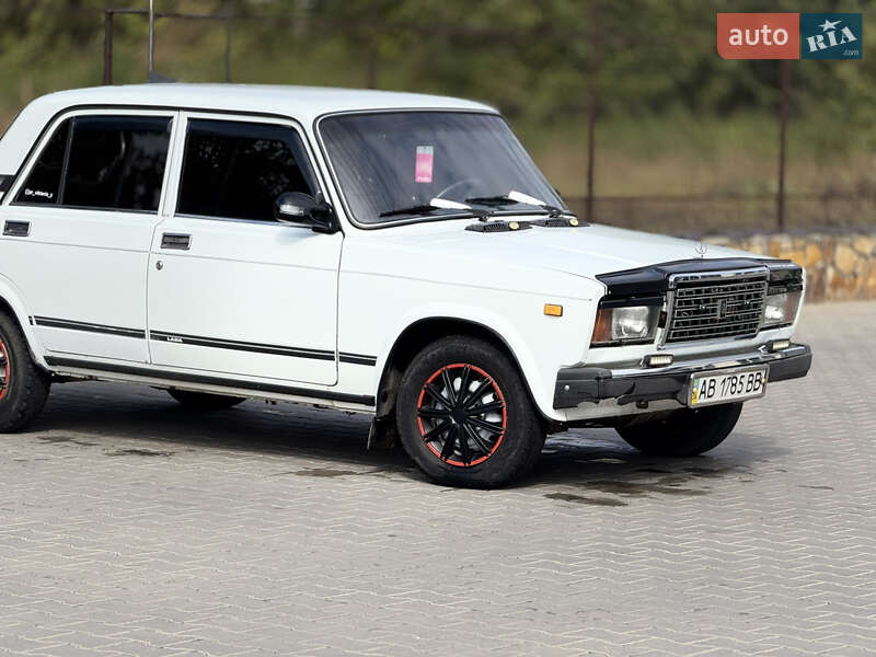 Седан ВАЗ / Lada 2107 2008 в Крюковщине