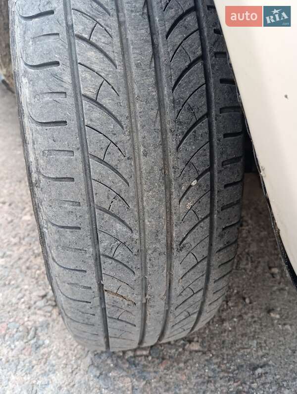 Седан ВАЗ / Lada 2107 1995 в Очакове