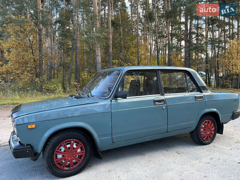 Седан ВАЗ / Lada 2107 2003 в Житомире фото 12 Седан ВАЗ / Lada 2107 2003 в Житомире