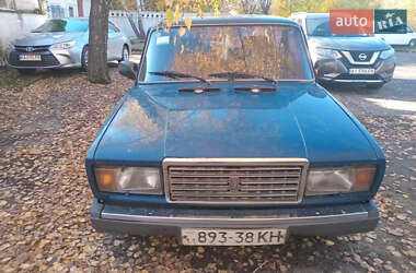 Седан ВАЗ 2107 2001 в Киеве