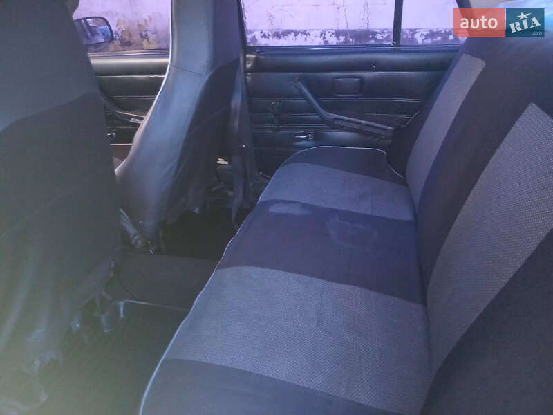 Седан ВАЗ / Lada 2107 2001 в Киеве фото 5 Седан ВАЗ / Lada 2107 2001 в Киеве