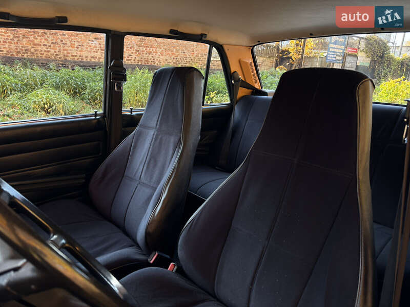 Седан ВАЗ / Lada 2107 2000 в Чернігові