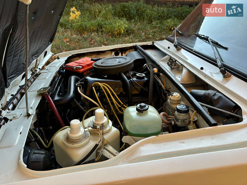 Седан ВАЗ / Lada 2107 2000 в Чернігові