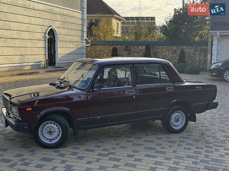 Седан ВАЗ / Lada 2107 2007 в Могилев-Подольске фото 7 Седан ВАЗ / Lada 2107 2007 в Могилев-Подольске