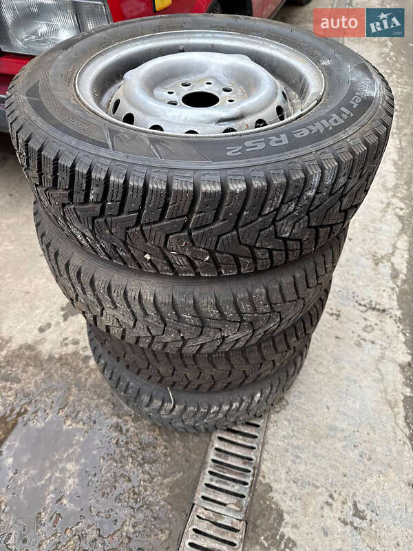 Седан ВАЗ / Lada 2107 1993 в Киеве