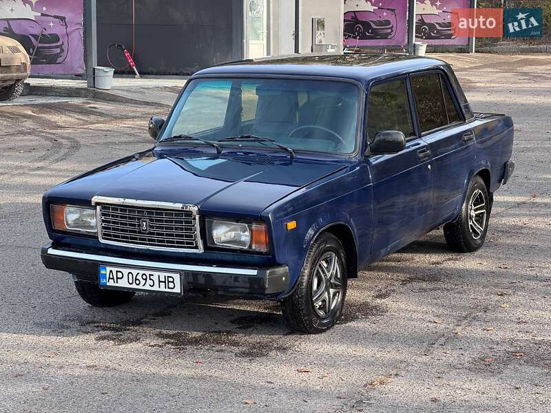Седан ВАЗ / Lada 2107 2003 в Запорожье