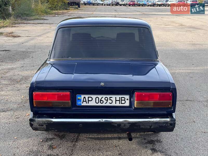 Седан ВАЗ / Lada 2107 2003 в Запорожье