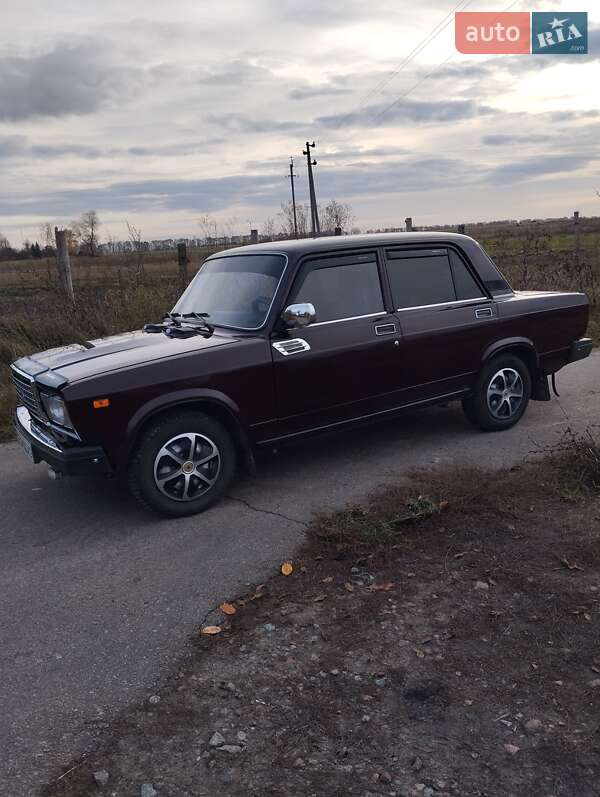 Седан ВАЗ / Lada 2107 2006 в Коропе фото Седан ВАЗ / Lada 2107 2006 в Коропе