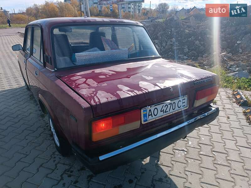 Седан ВАЗ / Lada 2107 2002 в Дрогобыче фото 4 Седан ВАЗ / Lada 2107 2002 в Дрогобыче