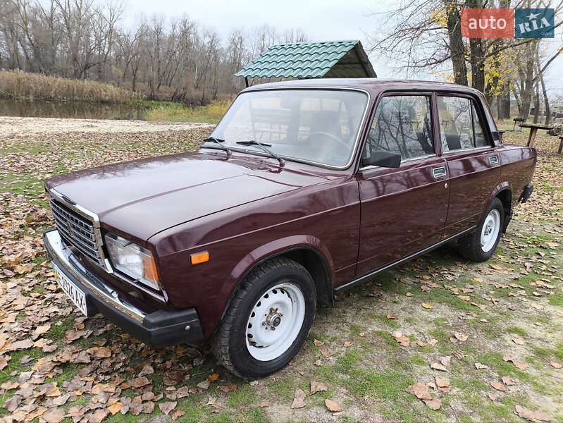 Седан ВАЗ / Lada 2107 2006 в Кобеляках