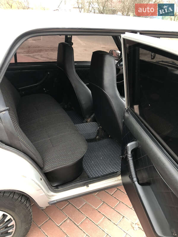 Седан ВАЗ / Lada 2107 2007 в Кременчуге фото 22 Седан ВАЗ / Lada 2107 2007 в Кременчуге