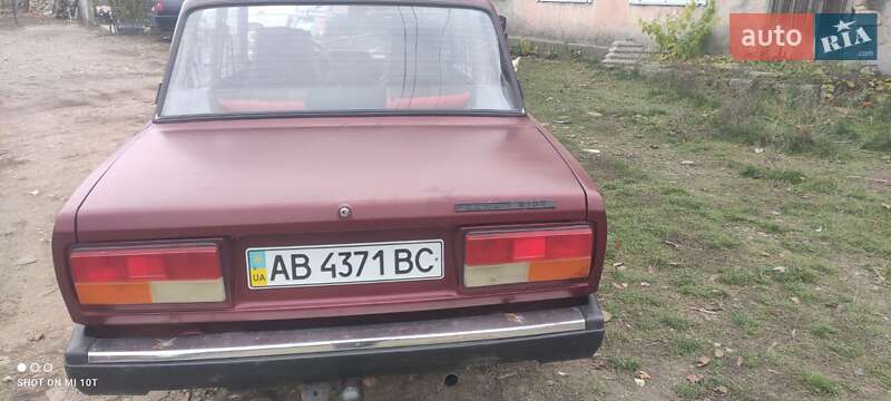 Седан ВАЗ / Lada 2107 2002 в Ямполе фото 3 Седан ВАЗ / Lada 2107 2002 в Ямполе