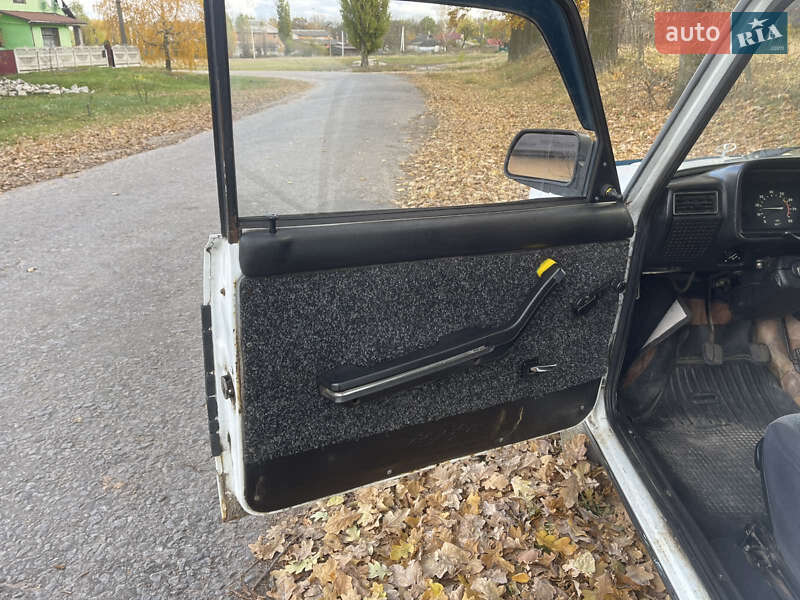 Седан ВАЗ / Lada 2107 1989 в Калиновке фото 14 Седан ВАЗ / Lada 2107 1989 в Калиновке
