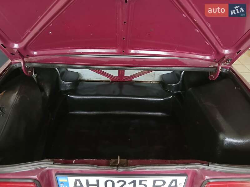 Седан ВАЗ / Lada 2107 2001 в Днепре