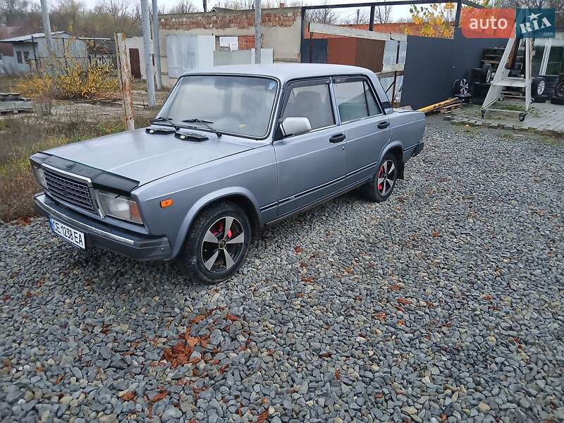 Седан ВАЗ / Lada 2107 2007 в Хотині