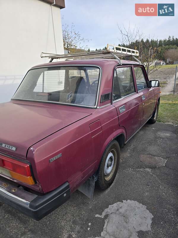 Седан ВАЗ / Lada 2107 2005 в Броварах