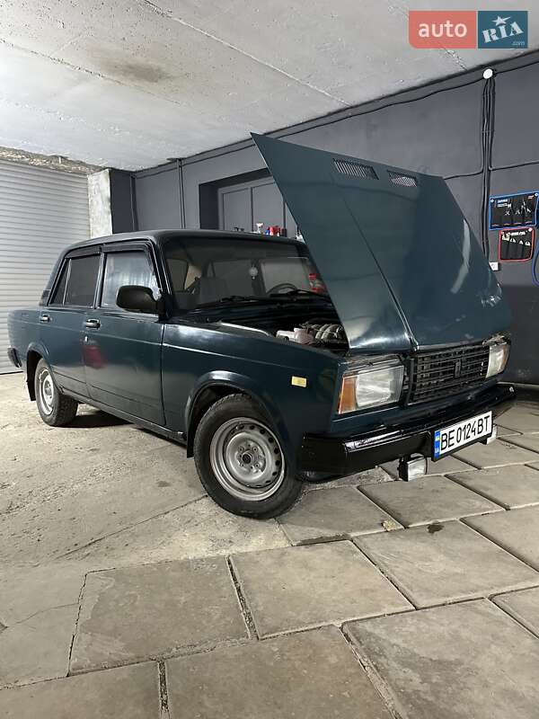 Седан ВАЗ / Lada 2107 2006 в Миколаєві