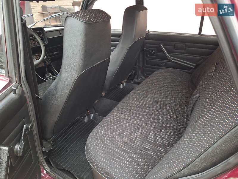 Седан ВАЗ / Lada 2107 2004 в Черкассах фото 14 Седан ВАЗ / Lada 2107 2004 в Черкассах