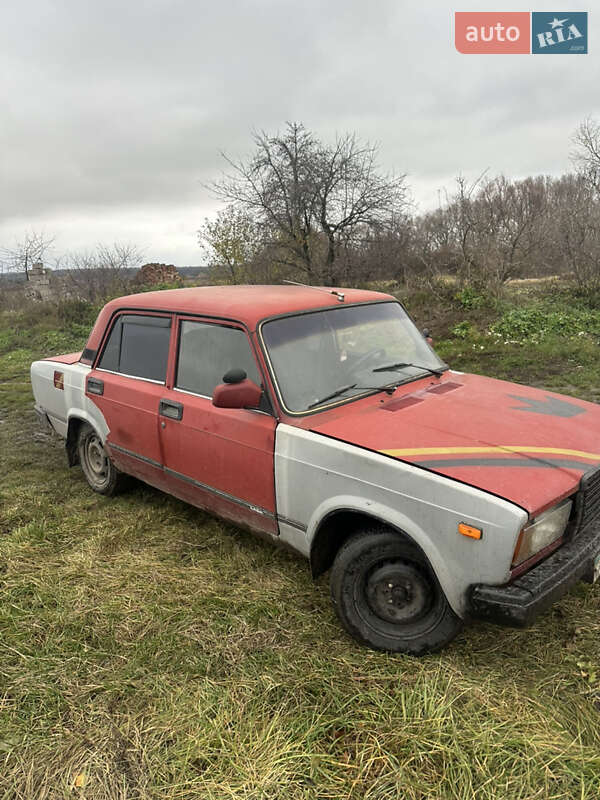 Седан ВАЗ / Lada 2107 1990 в Козятині