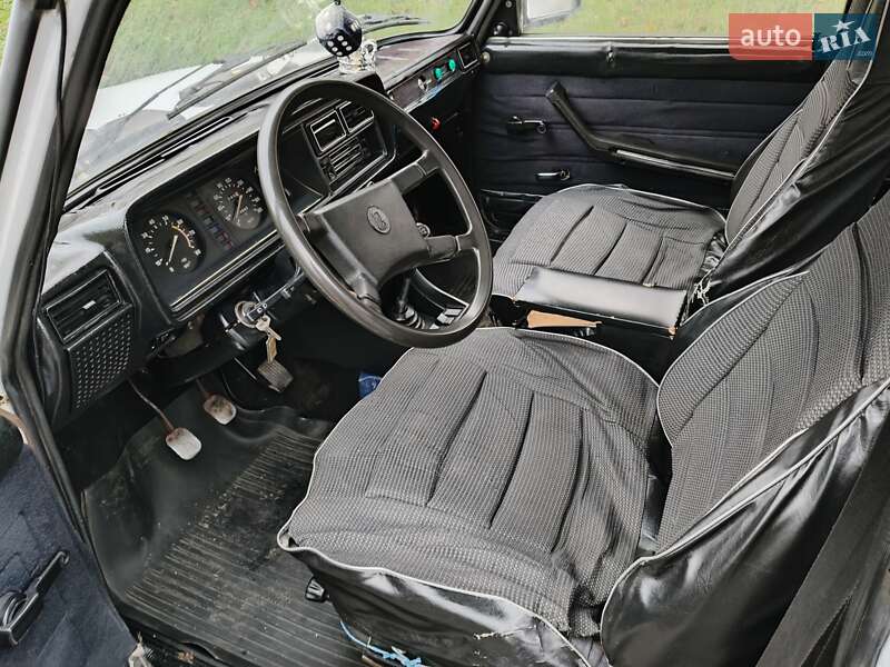 Седан ВАЗ / Lada 2107 1992 в Лысянке