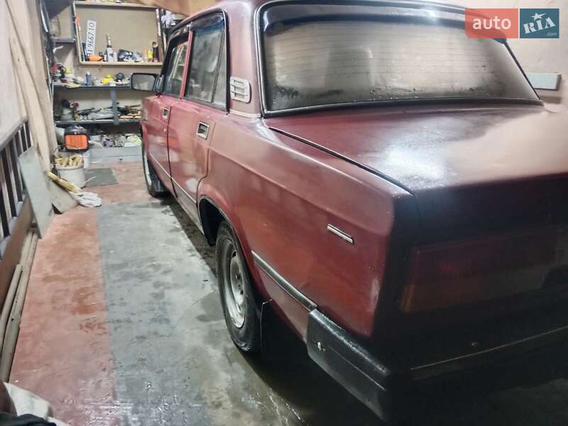 Седан ВАЗ / Lada 2107 2003 в Ромнах фото 5 Седан ВАЗ / Lada 2107 2003 в Ромнах