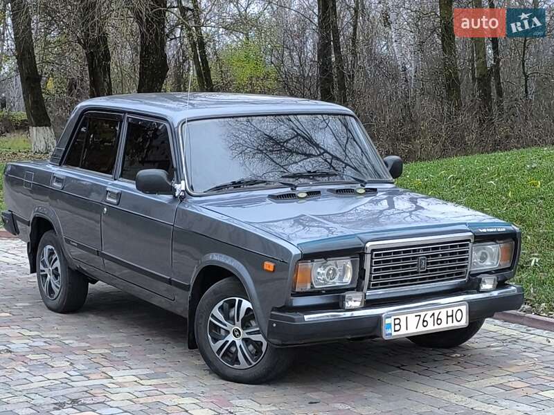 Седан ВАЗ / Lada 2107 2008 в Миргороде